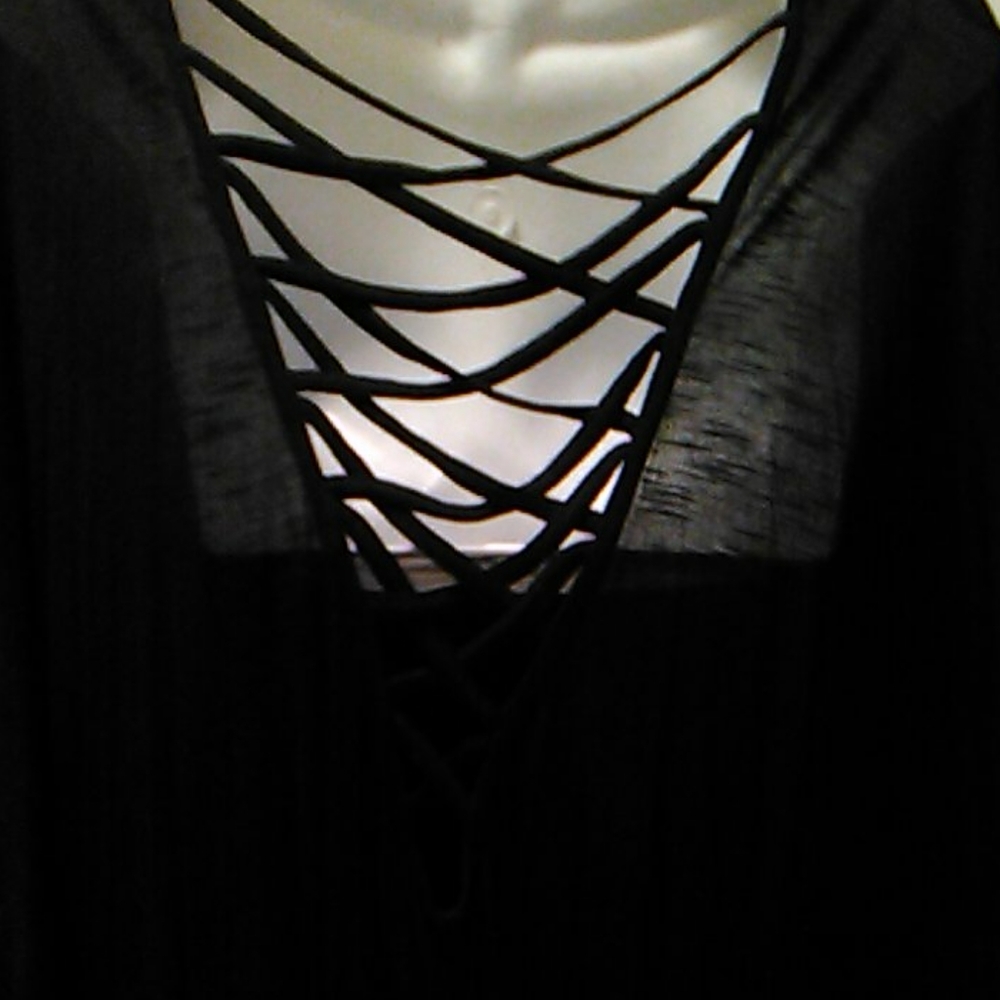 Nwt Black Tunic Laced Opened Back - image 3